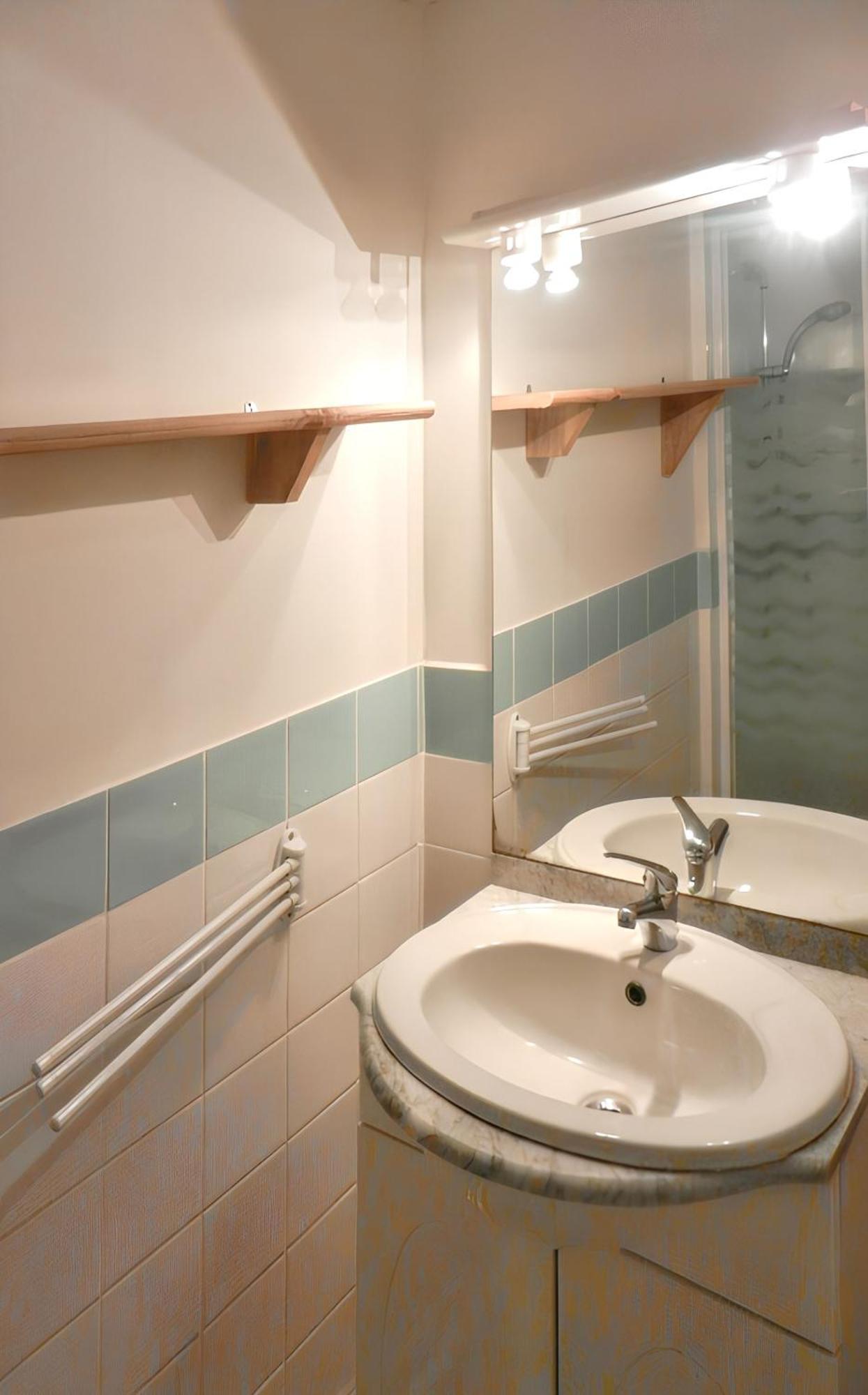 Appartement Charmant A Allevard Vue Montagne Piscine Partagee Exterior foto